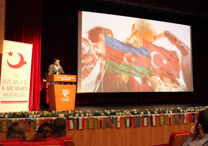 rize’de-“kulturlerin-bulusma-noktasi-turkiye”-konulu-program-duzenlendi-(5).jpg