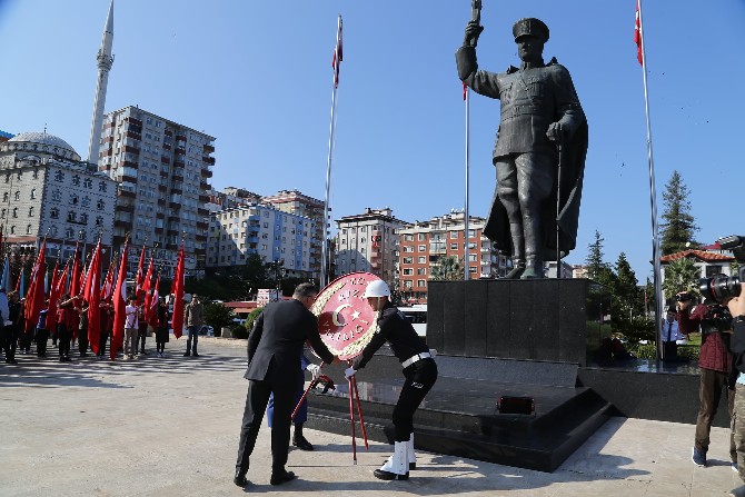 rize’de-29-ekim-cumhuriyet-bayrami-kutlamalari-(6).jpg