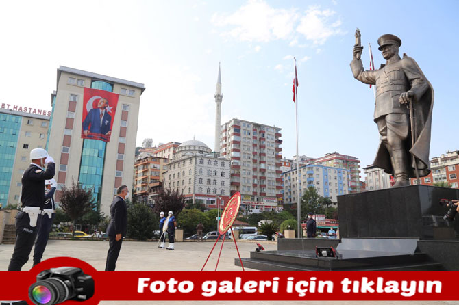 rize’de-29-ekim-cumhuriyet-bayrami-kutlaniyor.jpg