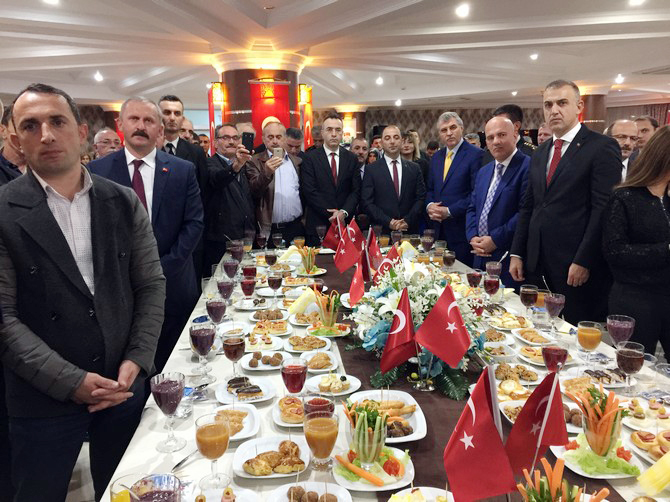 rize’de-29-ekim-cumhuriyet-resepsiyonu-(37).jpg