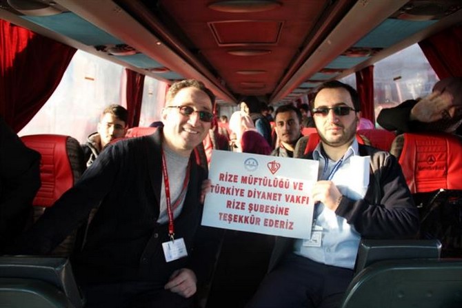 rize’de-80-hafiz-umre-ile-odullendirildi-(22).jpg