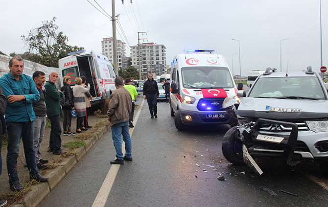 rize’de-ambulans-kazasi-3-yarali-004.jpg