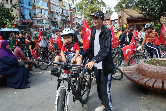 rize’de-avrupa-hareketlilik-haftasi-kapsaminda-bisiklet-turu-duzenlendi-(3).jpg