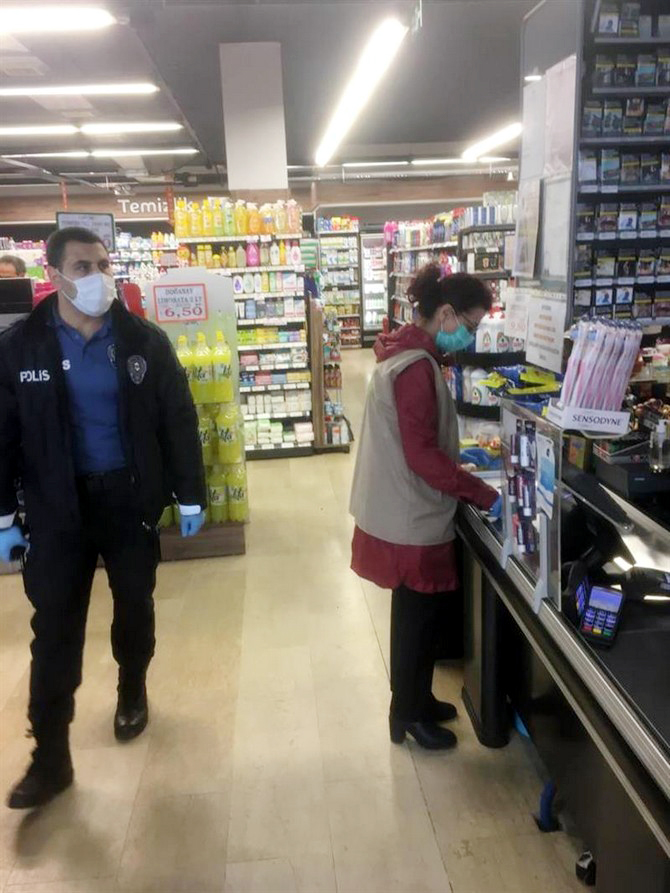 rize’de-bayram-oncesi-gida-denetimleri-yogunlastirildi-(3).jpg