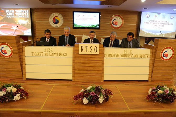 rize’de-calisma-hayatinda-milli-seferberlik-toplantisi-duzenlendi-(4).jpg