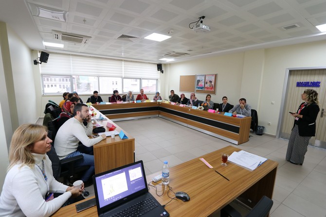 rize’de-cocugun-psikososyal-gelisimini-destekleme-egitimi--(3).jpg