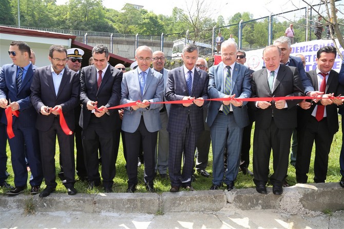 rize’de-denizcilik-alaninda-egitim-veren-3-lisenin-ortak-kullanimi-icin-olusturulan-‘denizde-emniyet-egitimleri-tesisi’nin-acilisi-yapildi-(1).jpg