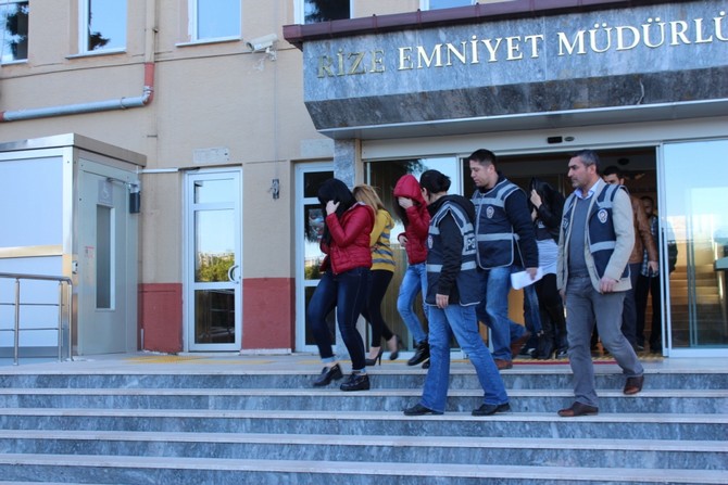 rize’de-fuhus-operasyonu-(2).jpg