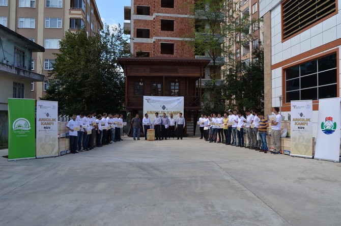 rize’de-genclerin-aricilik-kampi-sona-erdi-(13).jpg