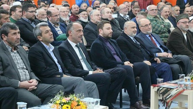 rize’de-hafizlar-kur’an-ziyafetiyle-icazetlerini-aldi-(1).jpg