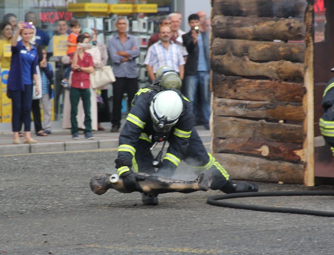 rize’de-itfaiye-teskilati’nin-kurulus-yil-donumu-etkinligi-(1).jpg