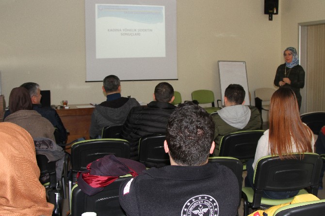 rize’de-kadina-yonelik-aile-ici-siddetle-mucadelede-egitimleri-devam-ediyor-(15).jpg