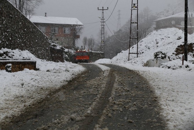 rize’de-karla-mucadele-calismalari-(3).jpg