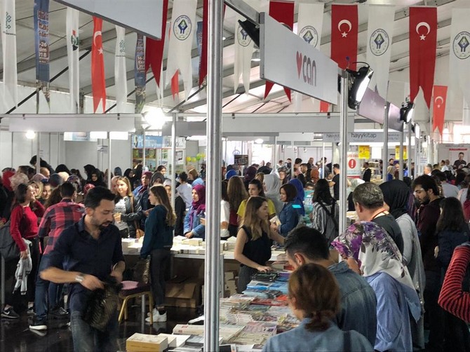 rize’de-kitap-fuarina-yogun-ilgi-(1).jpg
