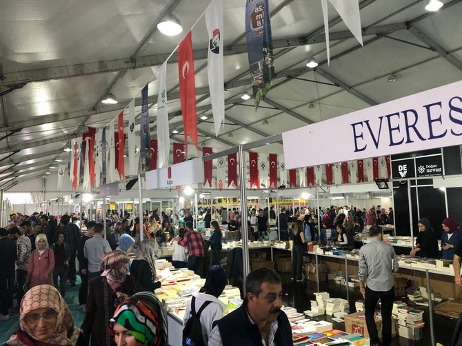 rize’de-kitap-fuarina-yogun-ilgi-(4).jpg