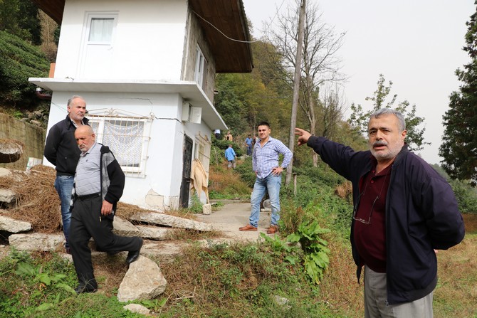 rize’de-koprulu-koyu-sakinleri-diken-ustunde-(3).jpg