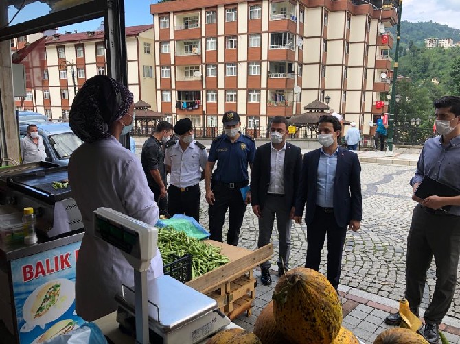 rize’de-kovid-19-tedbirlerine-iliskin-denetim-yapildi-(7).jpg