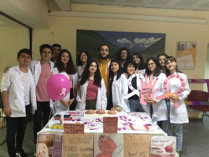 rize’de-meme-kanseri-etkinlikleri-duzenlendi-(10).jpg