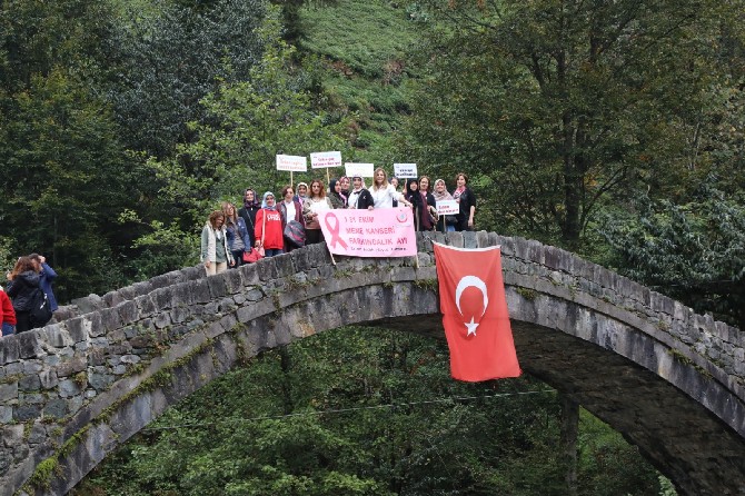 rize’de-meme-kanseri-etkinlikleri-duzenlendi-(8).jpg