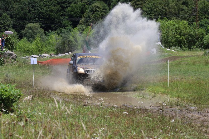 rize’de-off-road-yarislari-nefes-kesti--(4).jpg