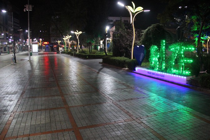 rize’de-sokaklar-sessizlige-burundu-(1).jpg
