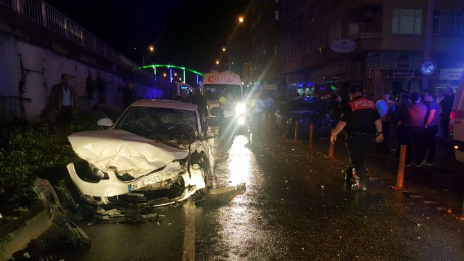 rize’de-trafik-kazasi-10-yarali-(8).jpg