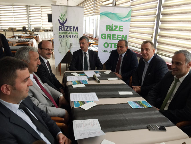 rize’de-turizm-hhaftasi-kutlama-programi-tanitimi-yapildi-1.jpg