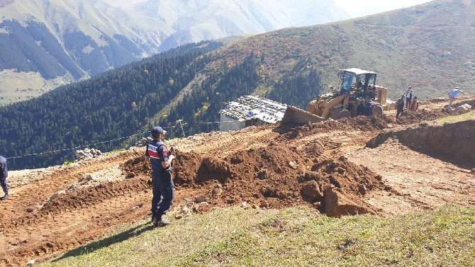 rize’de-yaylada-kacak-insaat-baslamadan-durduruldu-(2).jpg