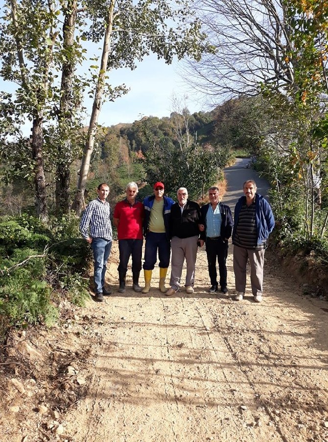 rize’nin-ardesen-ilcesine-bagli-kurtulus-koyu’nde-yol-sorunu-cozuldu-(2).jpg