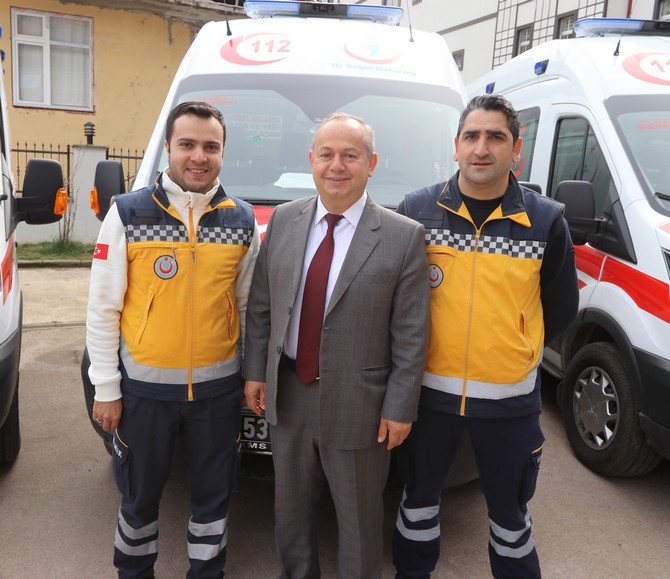 rize’ye-5-yeni-4x4-ambulans-(2).jpg