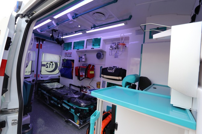 rize’ye-5-yeni-4x4-ambulans-(5).jpg