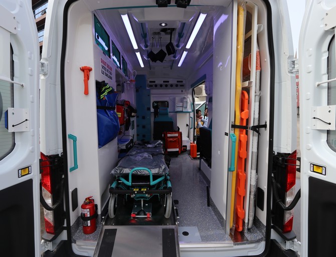 rize’ye-5-yeni-4x4-ambulans-(6).jpg