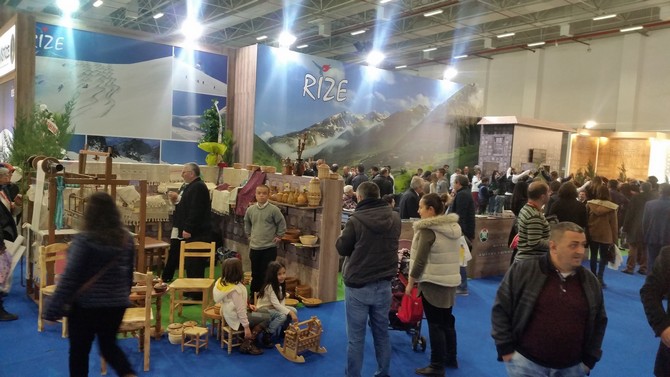 rize,-10.-travel-turkey-izmir-turizm-fuari’nda-(7).jpg