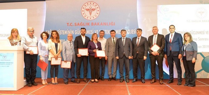 rize,-kanser-taramalarinda-turkiye-2.-ve-3’uncusu-odullerini-aldi-(1).jpg