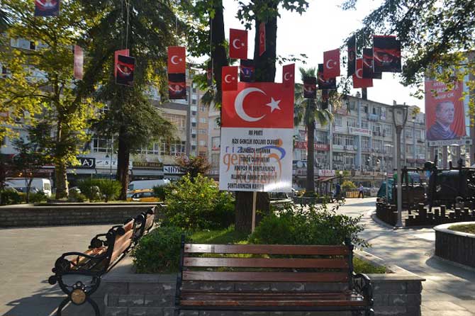 rize-ak-genclik’ten-sehitler-icin-anlamli-calisma-2.jpg rize-ak-genclik’ten-sehitler-icin-anlamli-calisma-2.jpg