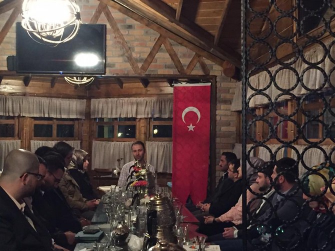 rize-ak-genclik-genclerle-toplantida-(5).jpg