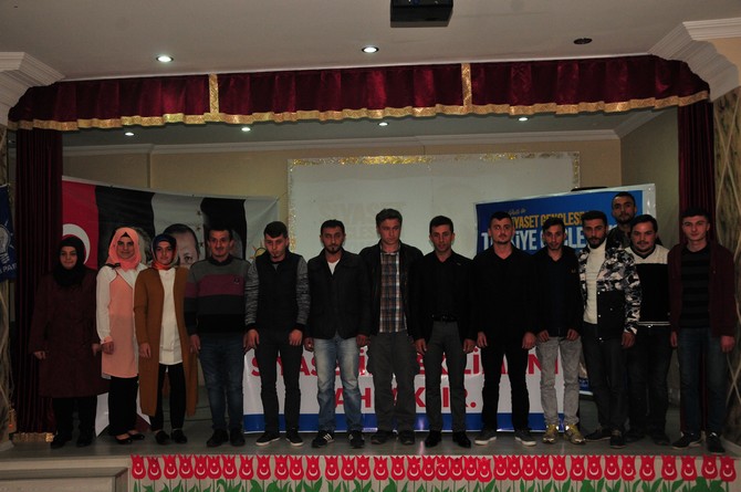 rize-ak-genclik-ilce-kongrelerini-tamamladi-(12).jpg