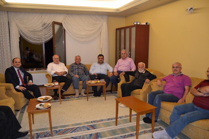 rize-ak-kadrolardan-bayramda-ev-ziyareti-(9).jpg
