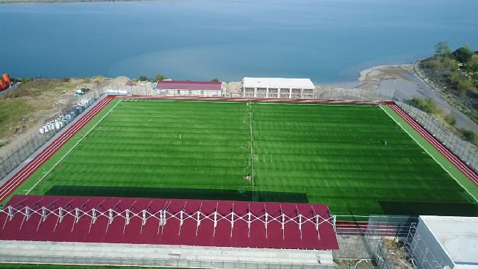 rize-amator-futbolu-icin-yapilan-uefa-kriterli-stadyum-kasim’da-hizmete-girecek-(2).jpg