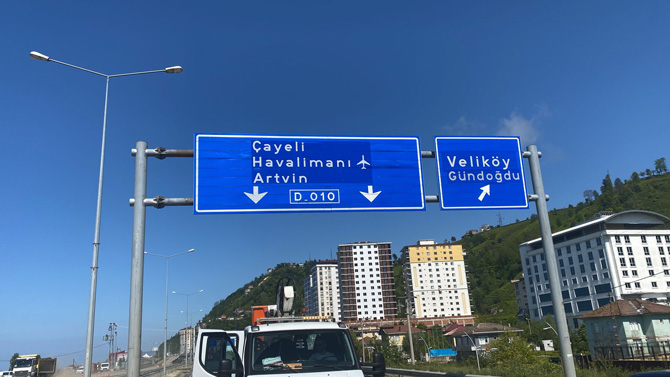 rize-artvin-havalimani-kirmizi-isiklarda-ve-yon-tabelalarinda-yerini-aldi-3.jpg