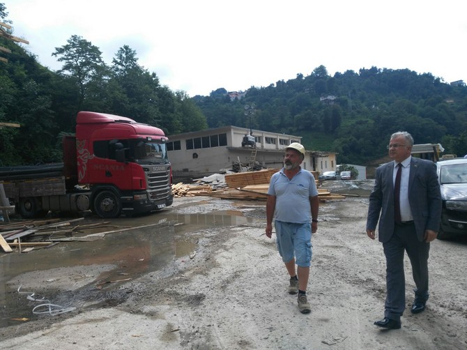 rize-belediye-baskani-prof.-dr.-resat-kasap,-ciftekavak-mahallesi’ndeki-eski-mezbaha-alanina-insa-edilen-rize-belediyesi-daimi-kurban-kesim-tesisi-ve-hayvan-pazari-insaat-calismalarini-yerinde-inceledi.--(2).jpg