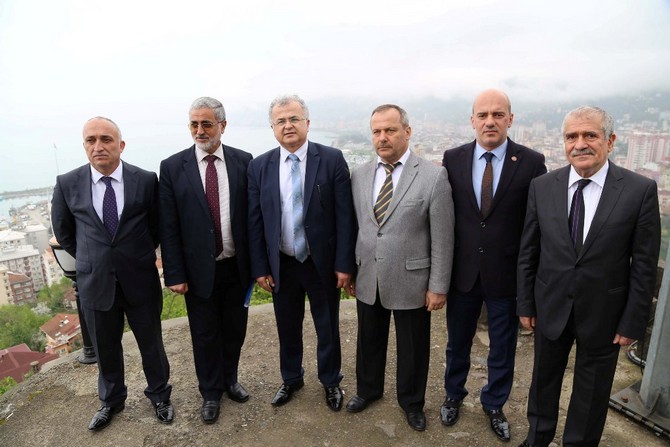 rize-belediye-baskani-prof.-dr.-resat-kasap-2-yilini-degerlendirdi.jpg