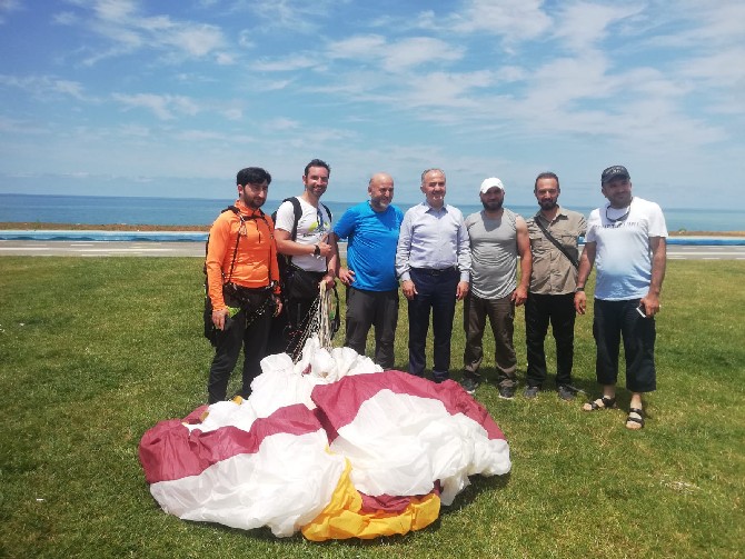 rize-belediye-baskani-rahmi-metin-iki-gunluk-ankara-ziyaretinin-ardindan-dondugu-rizede-hafta-sonu-sahilde-incelemelerde-bulundu-3.jpg
