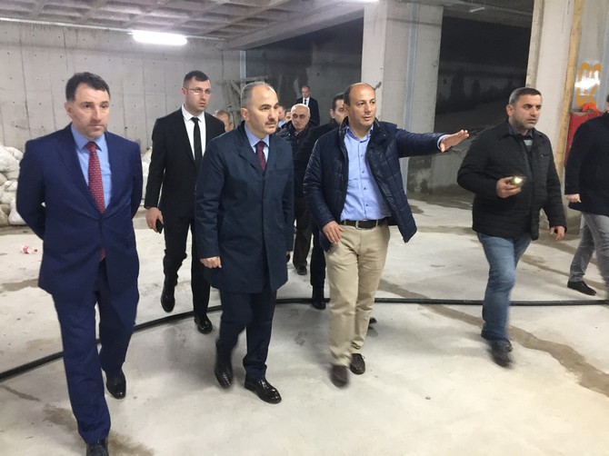 rize-belediye-baskani-rahmi-metin-meydan-park-proje-incelemedinde-(4).jpg