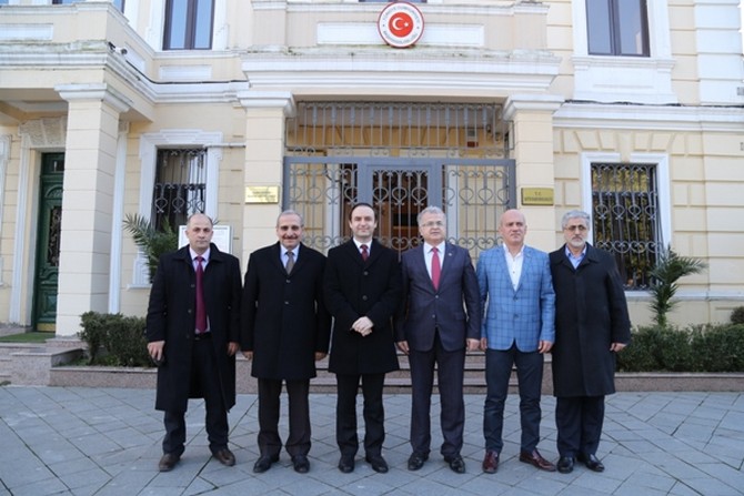 rize-belediye-heyeti-batumda-(2).jpg