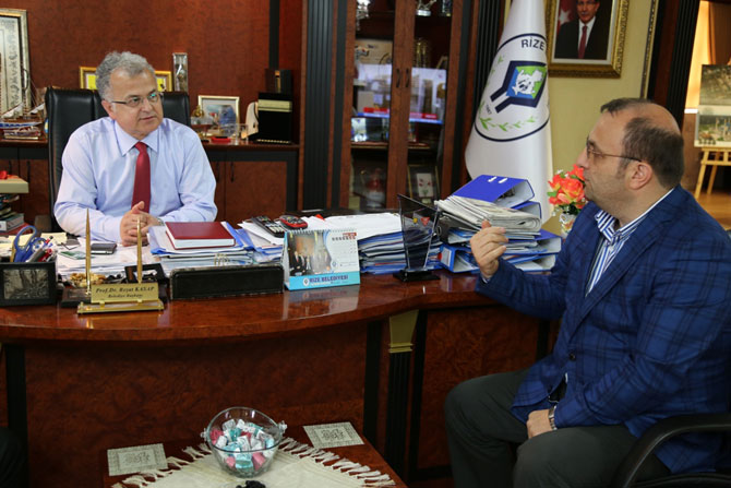 rize-belediye-spor-kulubu-halk-oyunlari-ekibi,-belediye-baskani-prof.dr.-resat-kasap’i-makaminda-ziyaret-etti4.jpg rize-belediye-spor-kulubu-halk-oyunlari-ekibi,-belediye-baskani-prof.dr.-resat-kasap’i-makaminda-ziyaret-etti4.jpg