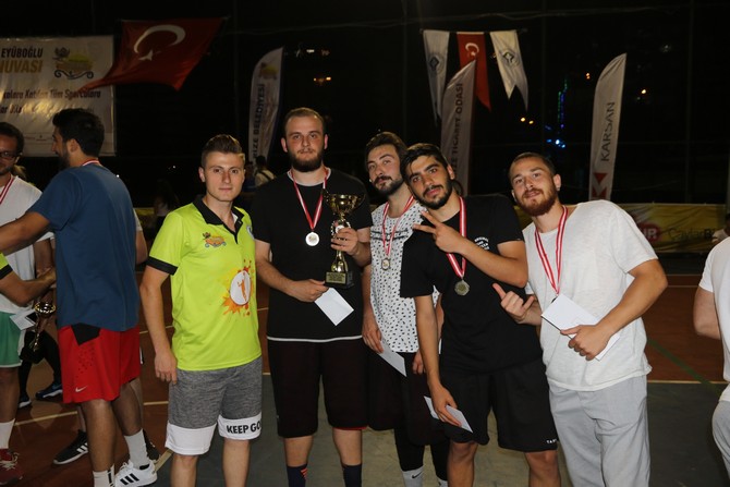 rize-belediyesi’nin-onculuk-ettigi-30.-uluslararasi-rize-cay,-turizm-ve-yaz-sporlari-festivali-kapsaminda-11.-irfan-koksal-eyuboglu-streetball-(sokak-basketbolu)turnuvasi-tamamlandi-(14).jpg