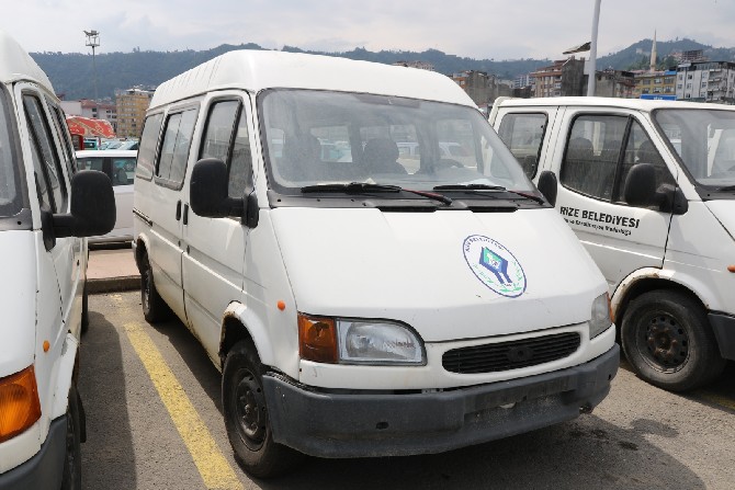 rize-belediyesi-18-araci-ihale-yoluyla-satisa-cikardi-(10).jpg