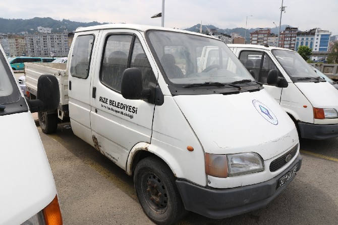 rize-belediyesi-18-araci-ihale-yoluyla-satisa-cikardi-(11).jpg