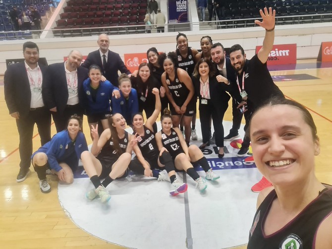 rize-belediyesi-basketbol-takimi-1.jpg